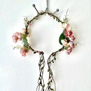 Floral headpiece
